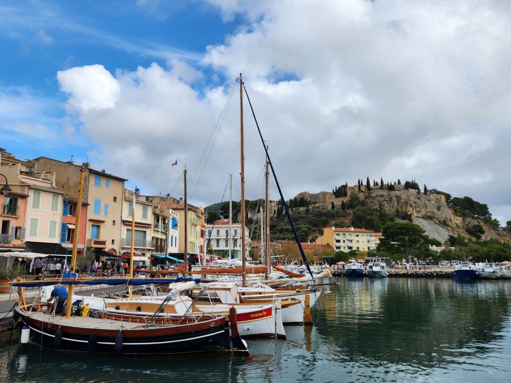 The Cassis harbor